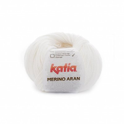 Katia Merino Aran 01 - wit