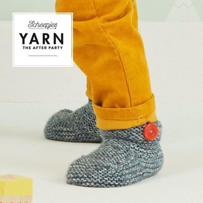 Scheepjes Yarn afterparty 110: Playday bootees & bonnet