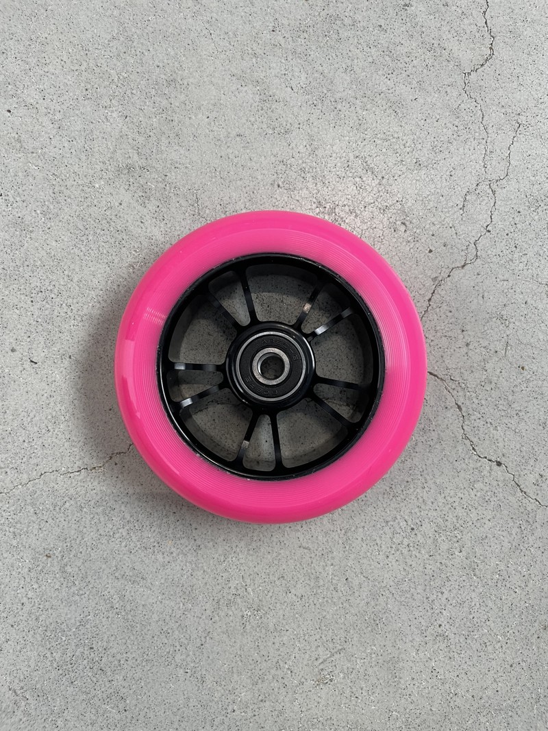 Blunt Envy 10 Spokes Wheels Black Pink