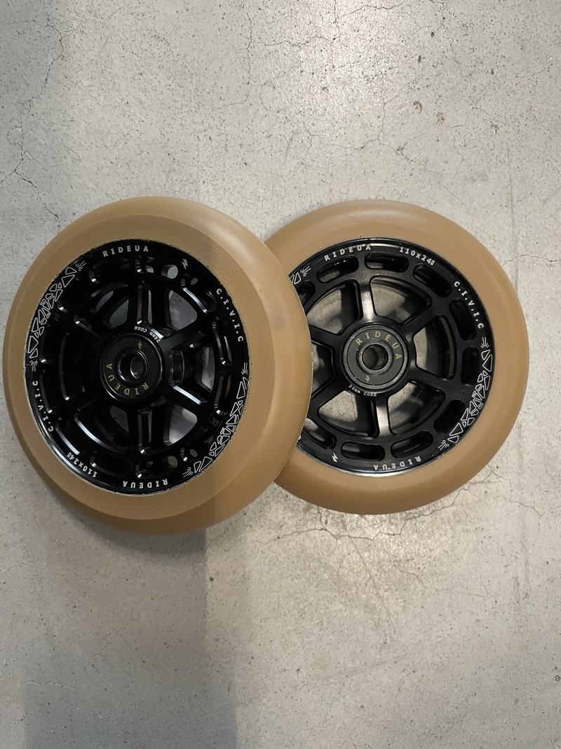 urbanArtt Civic Wheels Black/Gum