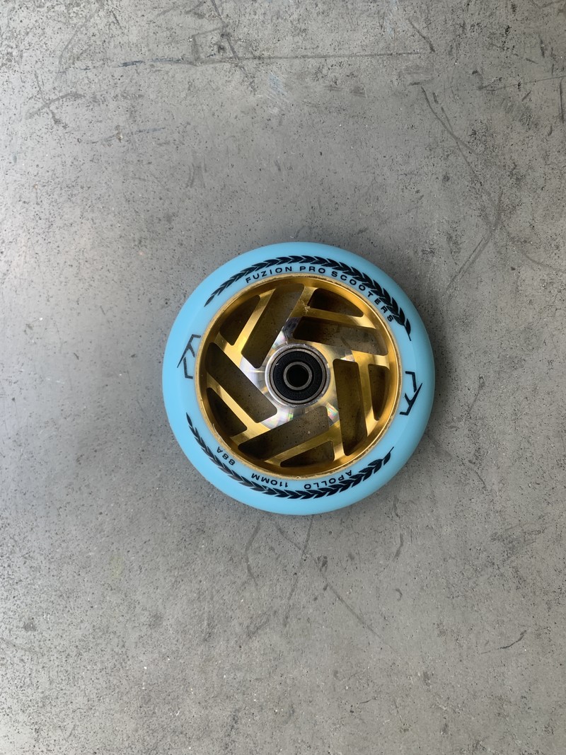 Fuzion  Apollo Wheels Baby Blue/Gold