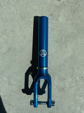 Apex Quantum Lite Fork Blue