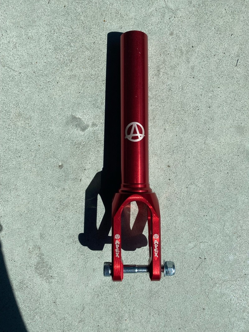 Apex Quantum Fork Red