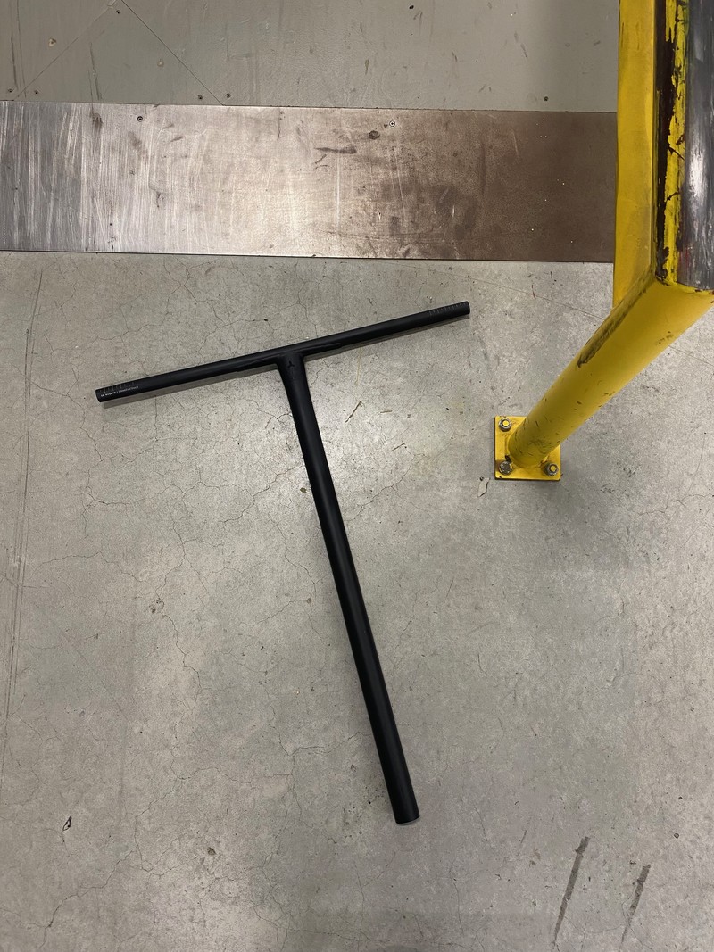 TRIAD  Felon Oversized T-Bar Matte Black