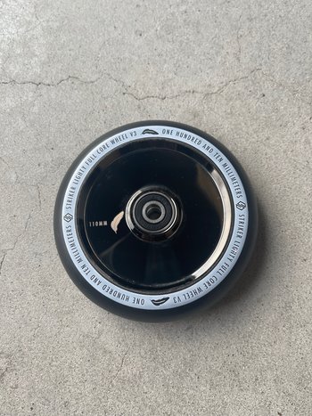 Striker Lighty Full Core V3 Wheels Black Chrome