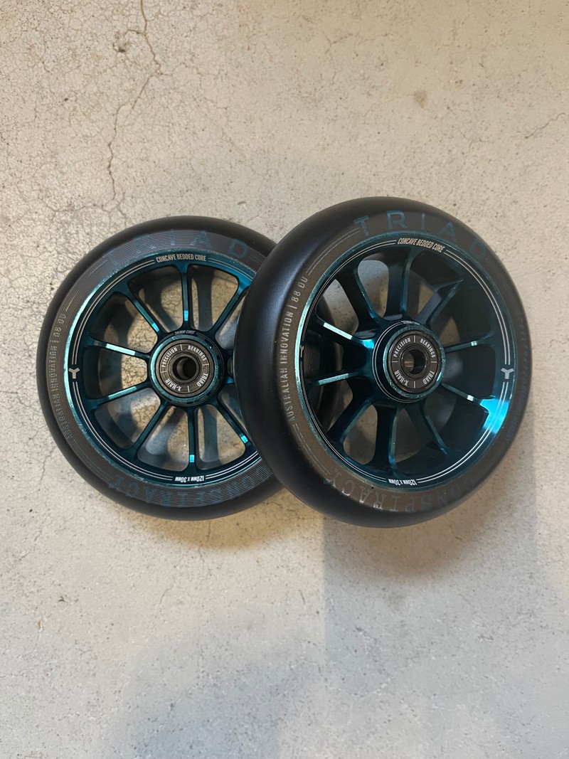 TRIAD  Conspiracy Wheels Blue