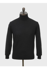 Art Gallery Rollkragenpullover in schwarz