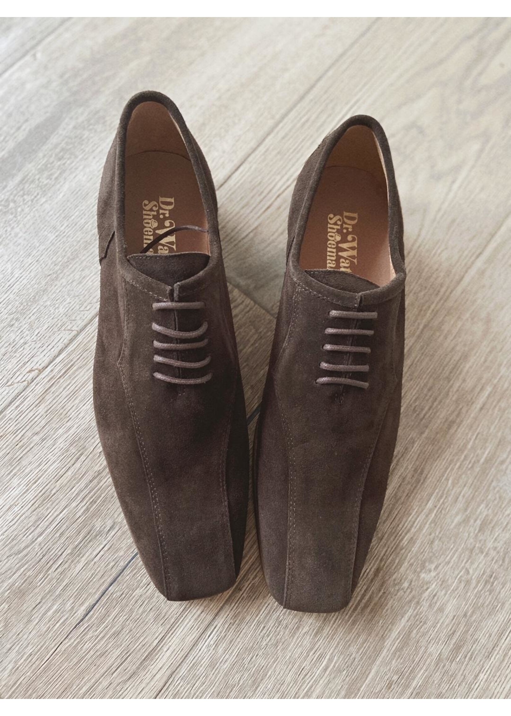 Schuhe in dunkelbraun