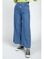 Jeans mit extra weitem Bein in hellblau