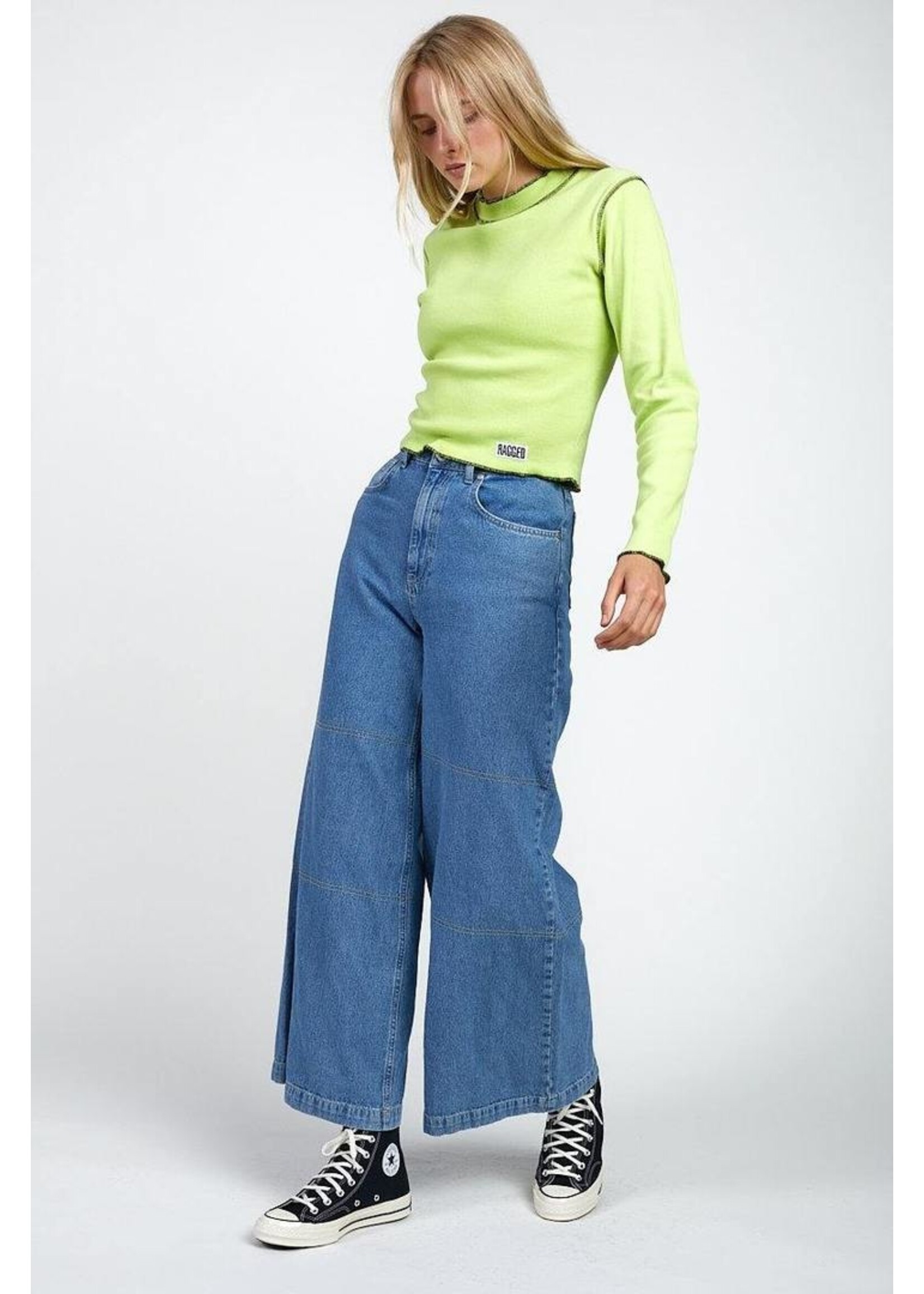 Jeans mit extra weitem Bein in hellblau
