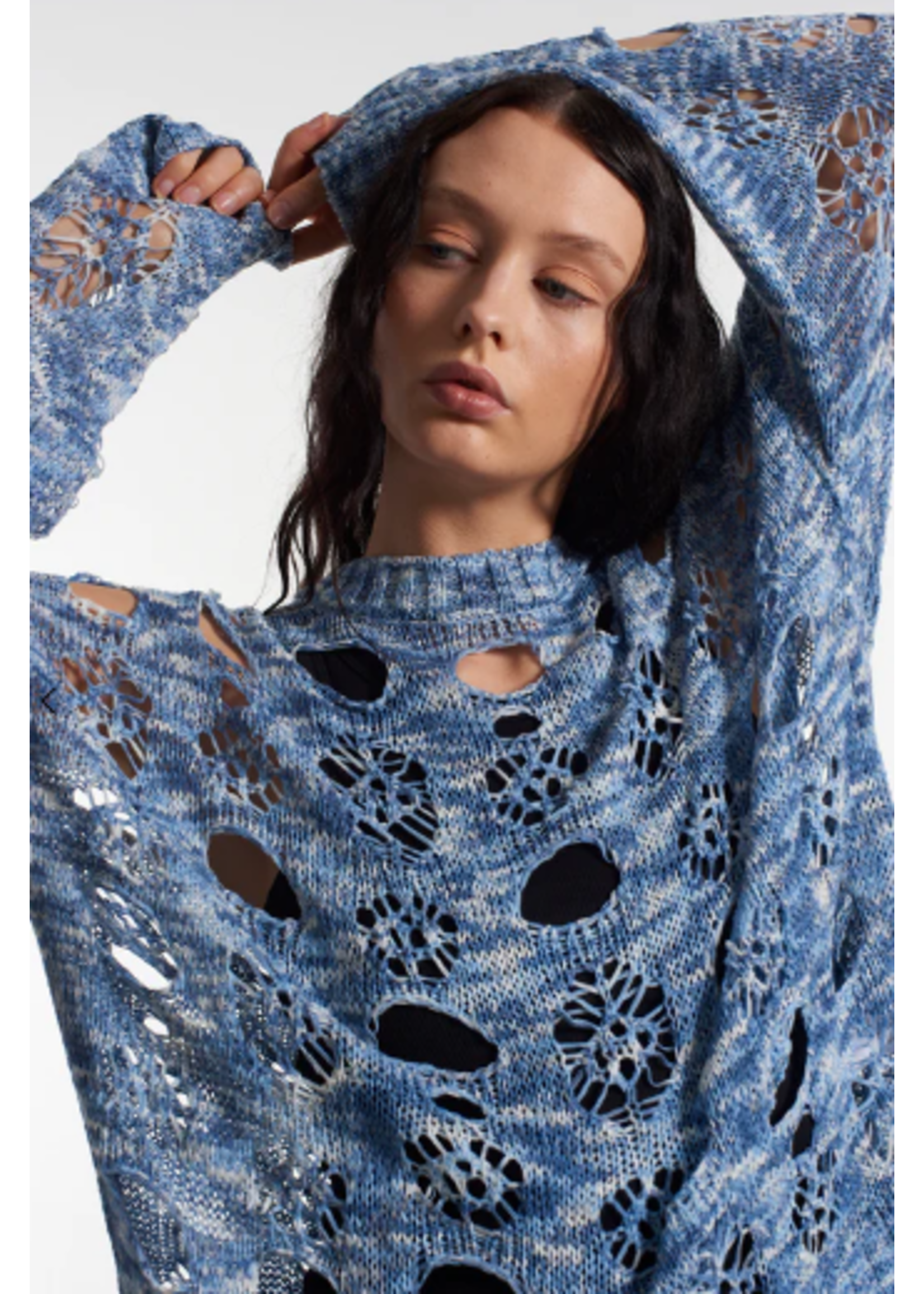 Pulli mit Löchern