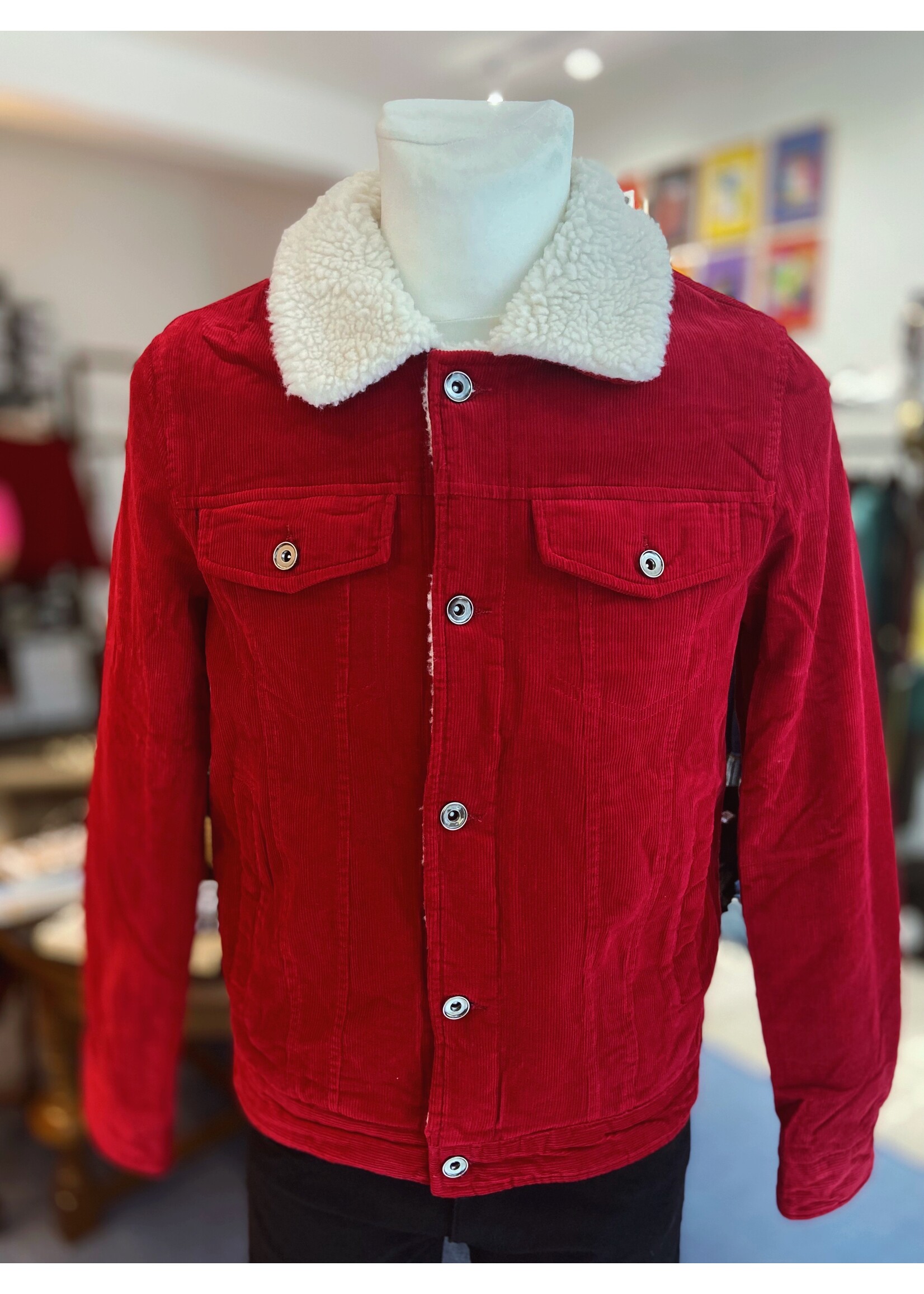 Jacke mit Teddyfell in rot