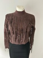 Pulli in dunkelbraun mit Pailletten