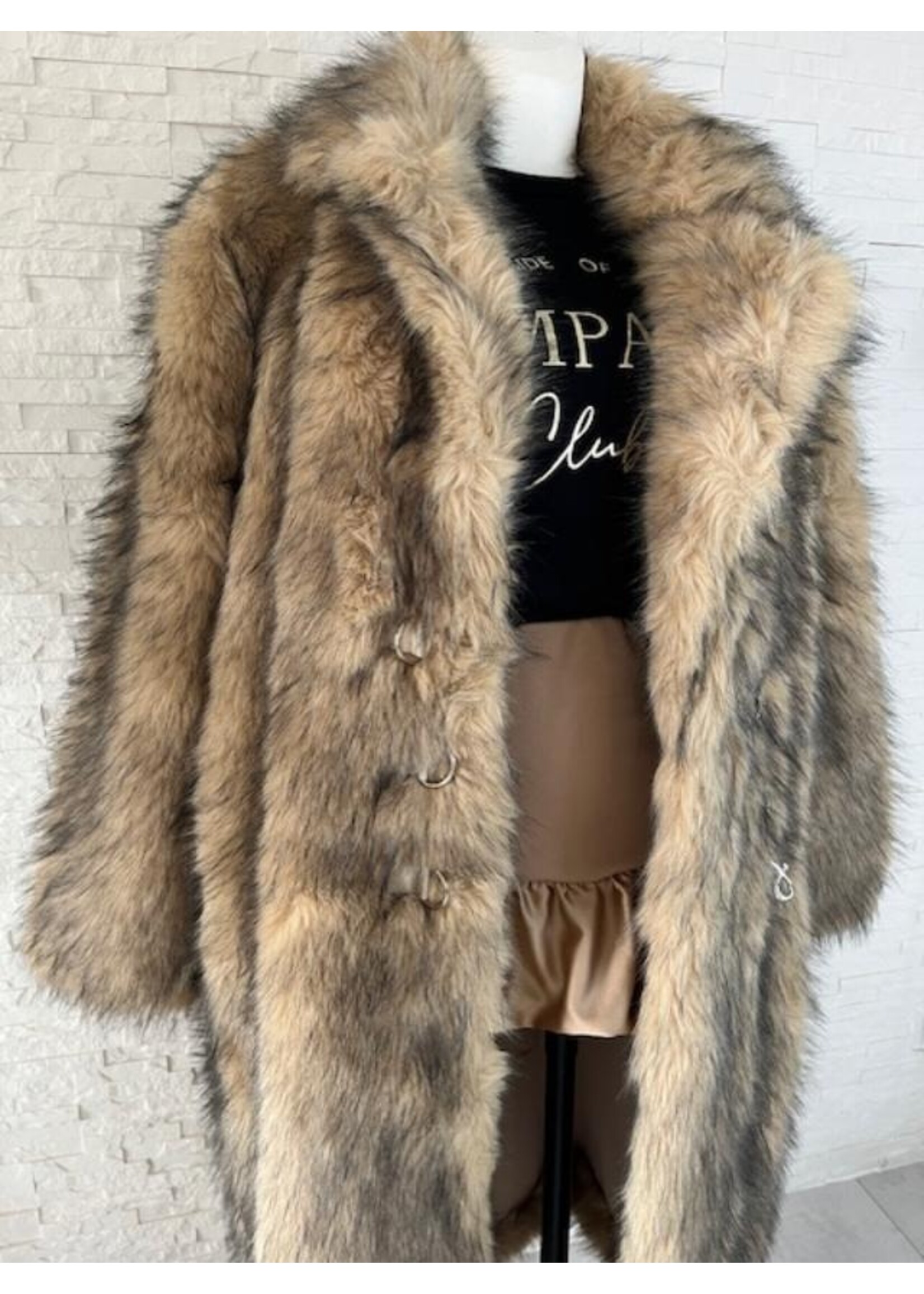 Northern Blaze Damen Kunstfellmantel. Maxilanger Faux Fur Coat in Naturfell Optik | Winter-Trend 2025 | Pogo