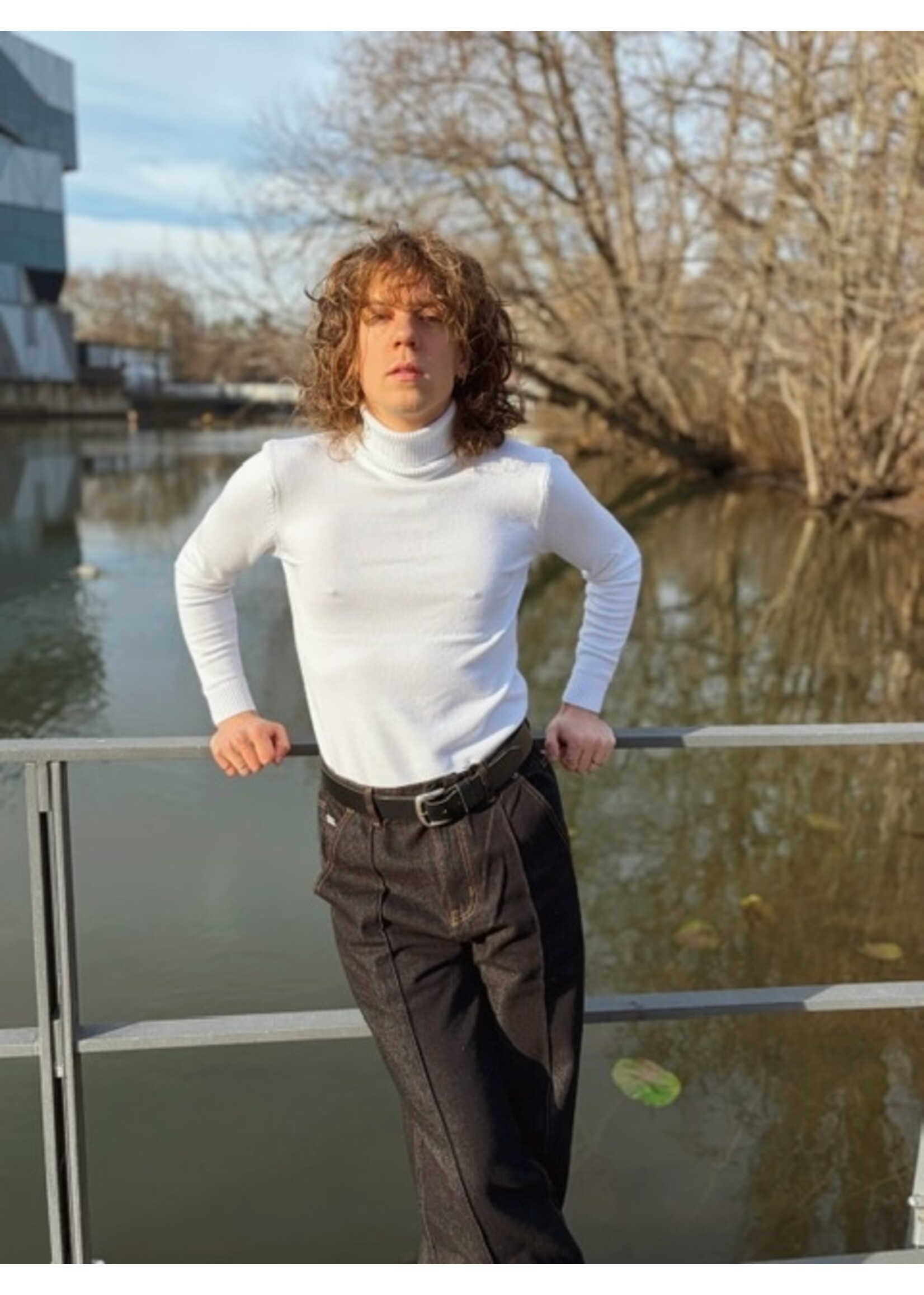 Rollkragenpullover weiss