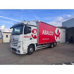 Vrachtwagen met laadklep & schuifzeilen – 14 ton Euro6 met chauffeur