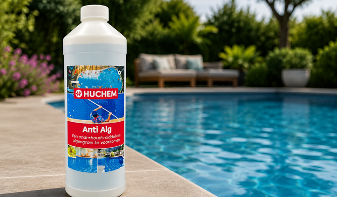 Algen in je zwembad, whirlpool of hottub: zo voorkom je groene rommel