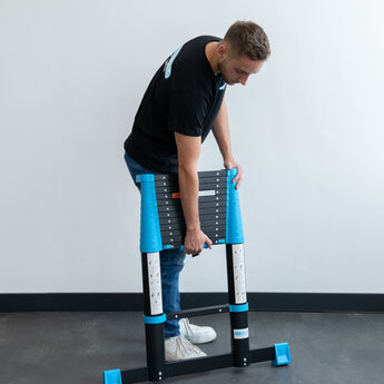 Eurostairs Telescoopladder Black 'n Blue Professioneel 4.2 meter met softclose