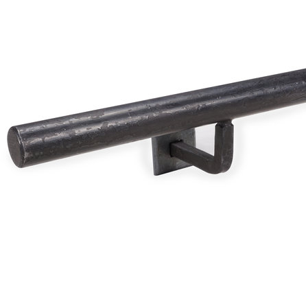 Smeedijzeren trapleuning op maat - rond massief (20 mm) - Incl. rechte leuninghouders (gelast) met rozet - transparante coating