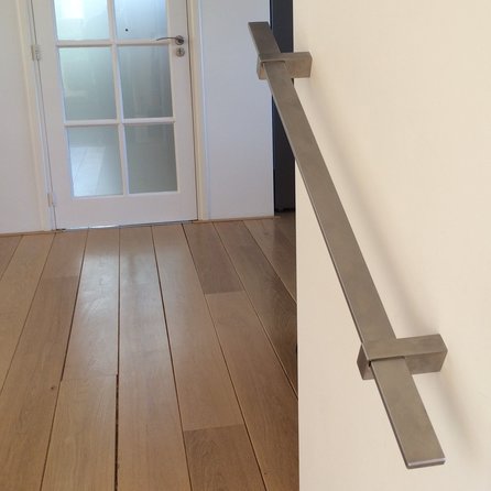 Inox trapleuning op maat - rechthoekig (40x10 mm)