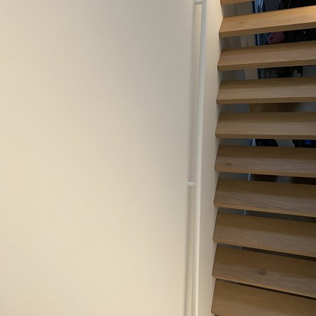 Witte trapleuning (gecoat) op maat - rond - incl. leuninghouders TYPE 14 - coating wit RAL 9016, 9010 of 9001