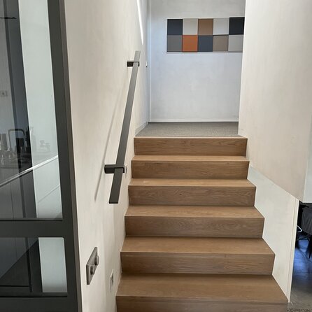 Trapleuning in RAL kleur naar wens (gecoat) op maat - rechthoekig (40x10 mm) - incl. leuninghouders TYPE 13 - coating in iedere RAL kleur