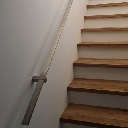 Inox trapleuning op maat - rechthoekig (40x10 mm) - incl. leuninghouders TYPE 13