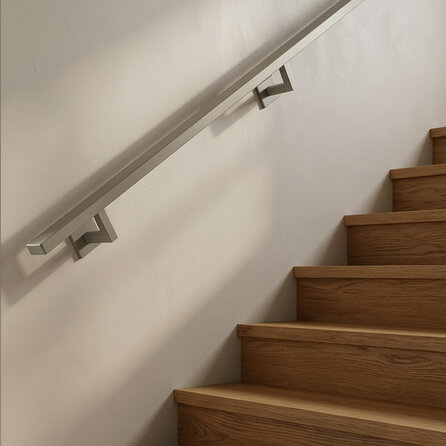 Grijze trapleuning (gecoat) op maat - rechthoekig (40x10 mm) - incl. leuninghouders TYPE 11 - coating grijs RAL 7030, 7044, 1019 of 9002