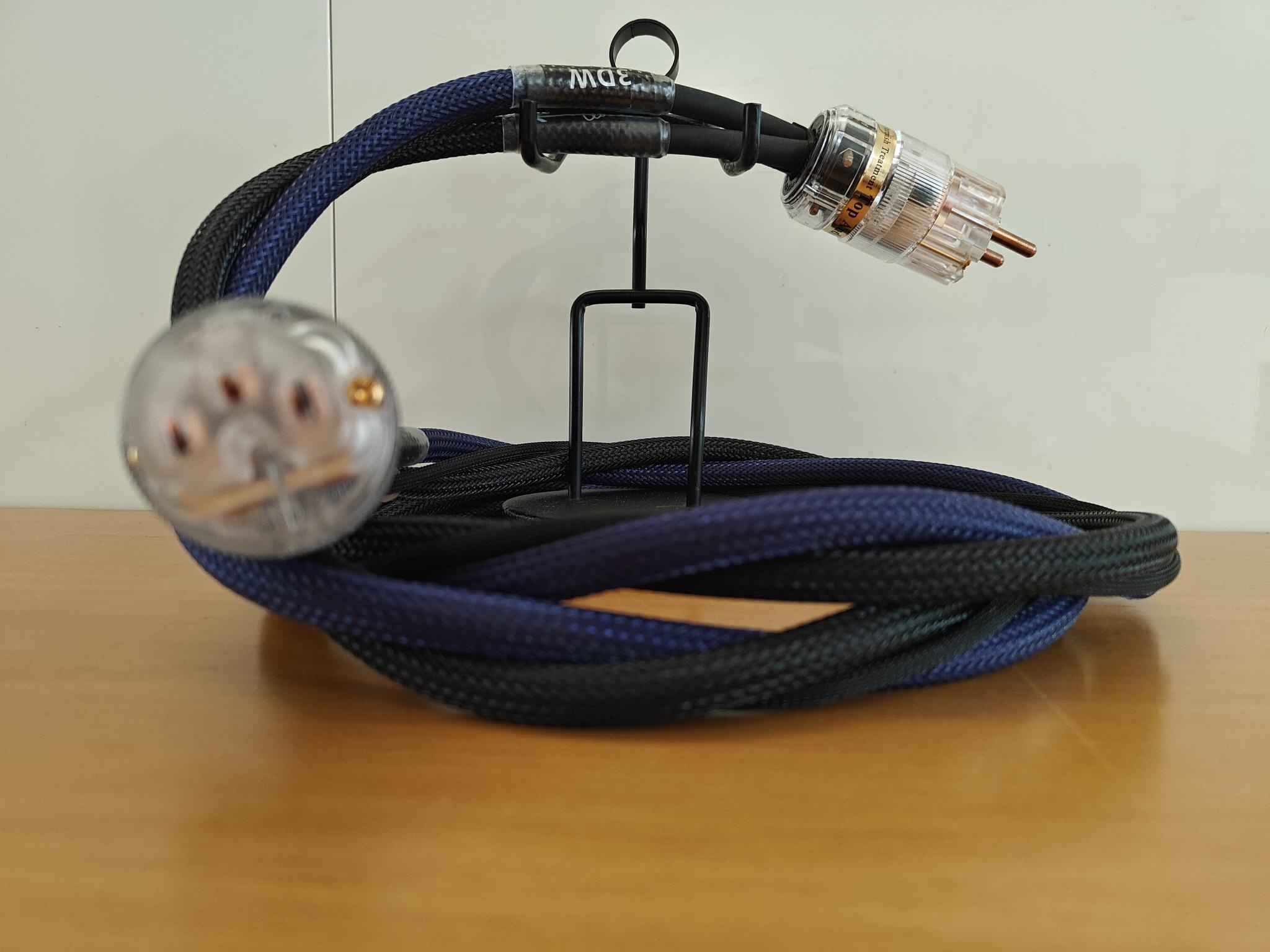 M-WAY 3DW Powercord AC   - ++