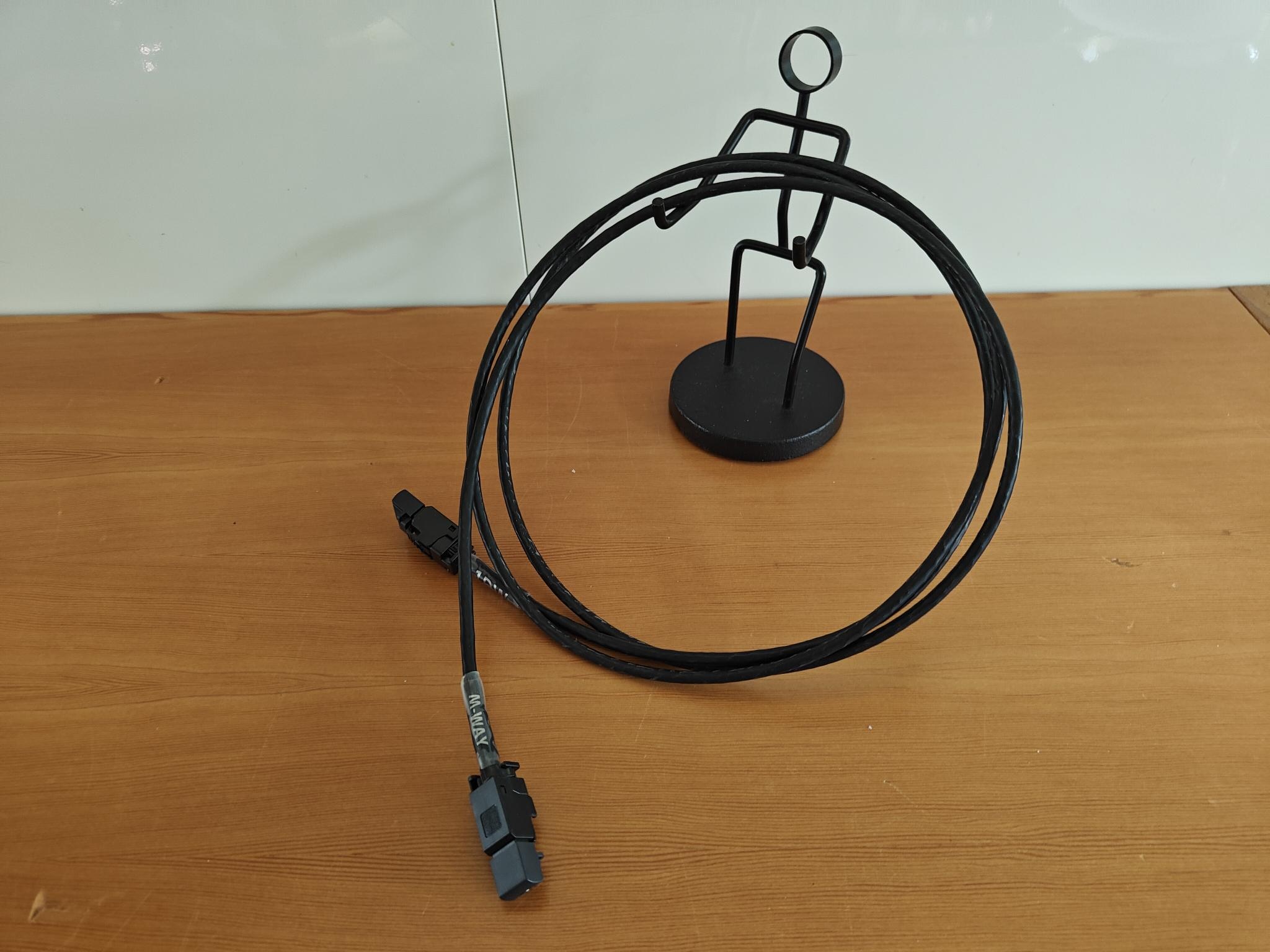 M-WAY M-WAY 1DW Reference  UTP ethernet kabel - Copy