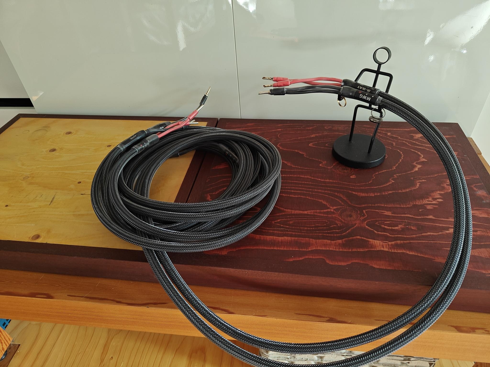 M-WAY 4DW REFerence  Loudspeaker Cable