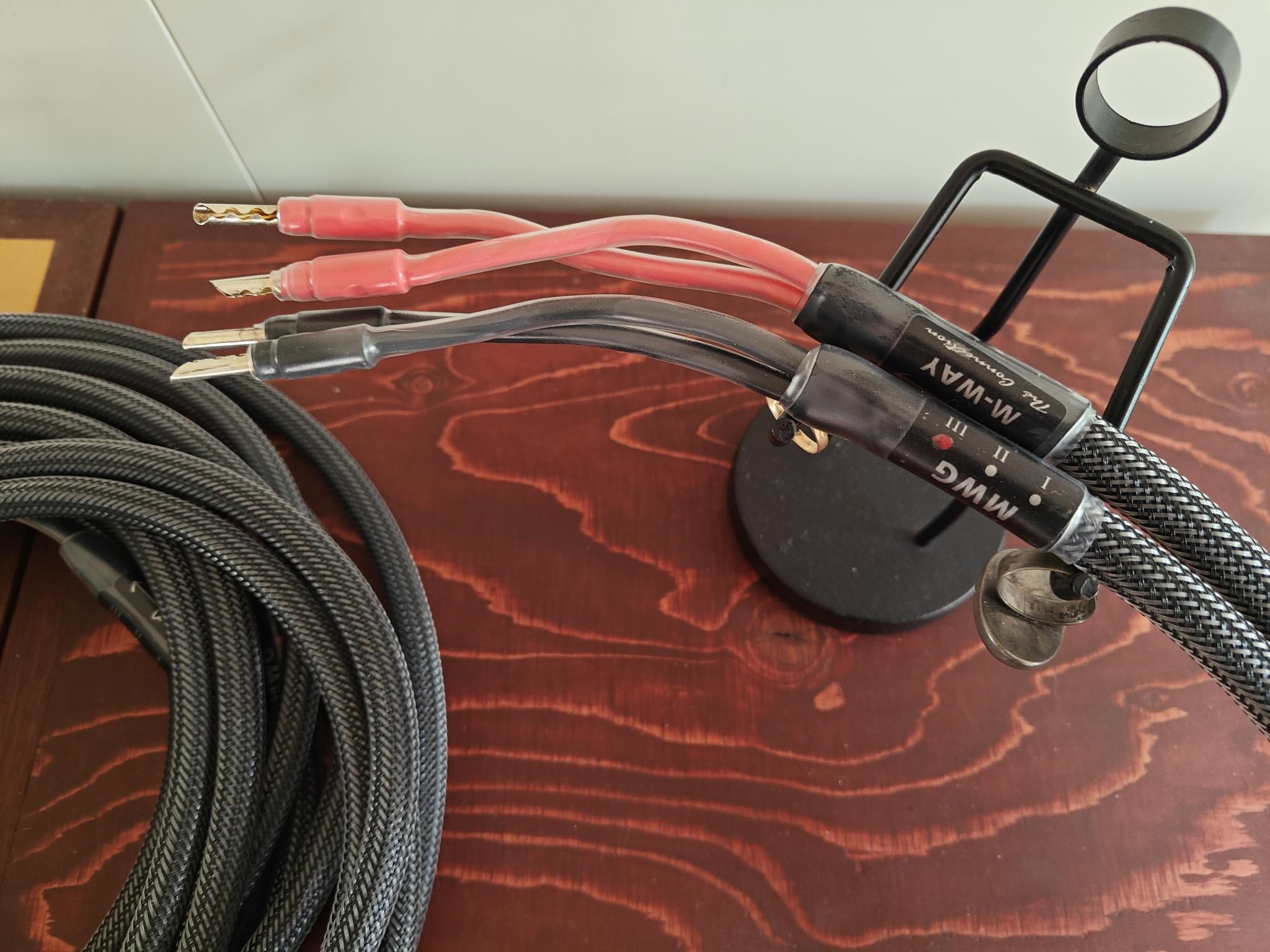 M-WAY 4DW REFerence  Loudspeaker Cable