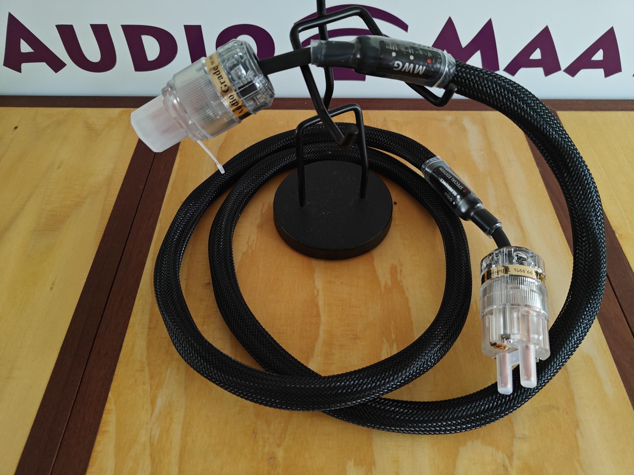 M-WAY 4DW  SE AC stroomkabel