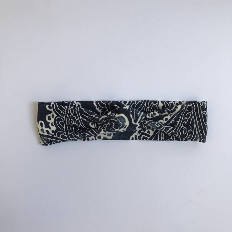 Haarband met knoop en indigo paisley print