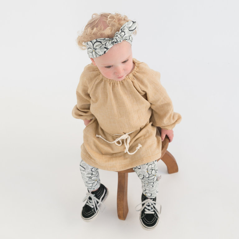 Soft Nature flare dress in de kleur oker