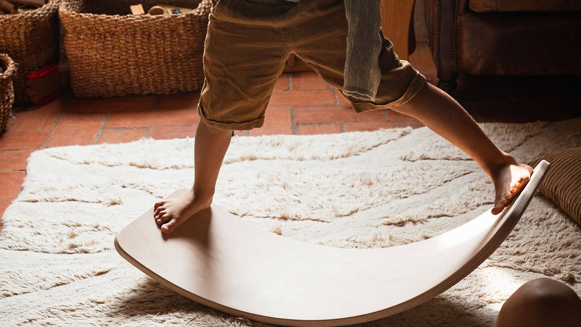 Wobbel balance board: Invitation to grow