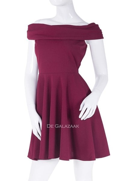 Bordeaux rood off-shoulder cocktailjurkje- 202239