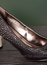 Pumps zwart met steentjes 12309