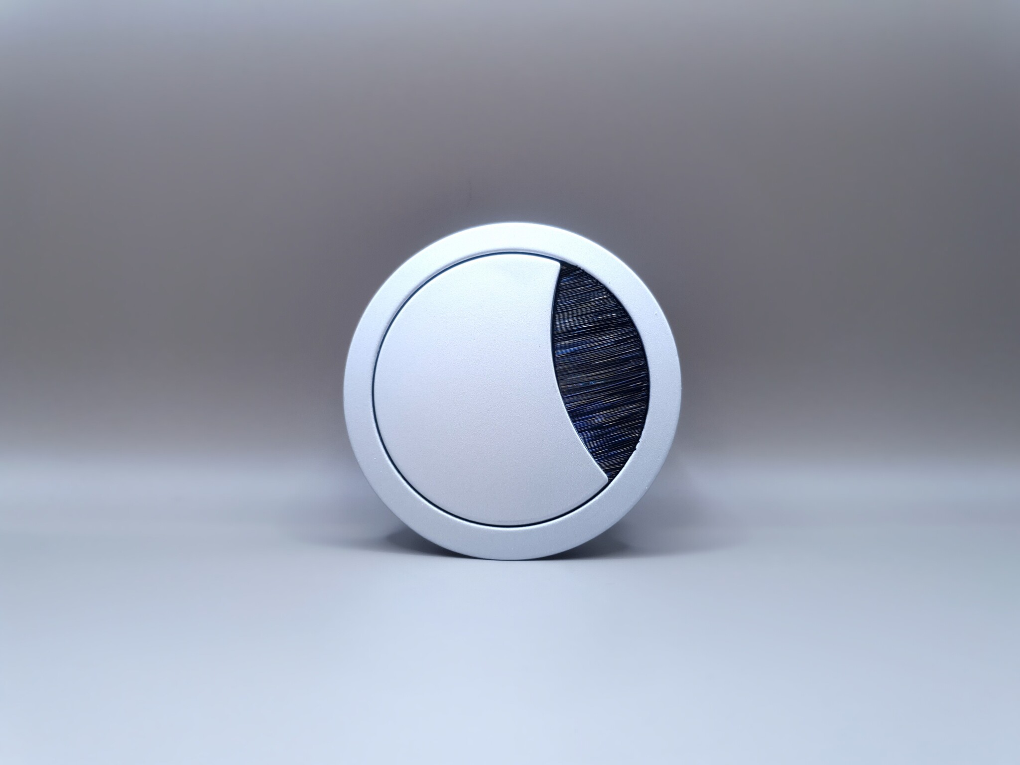 Multi Meubel Kabeldoorvoer Metaal rond 60 RAL9006 Aluminium