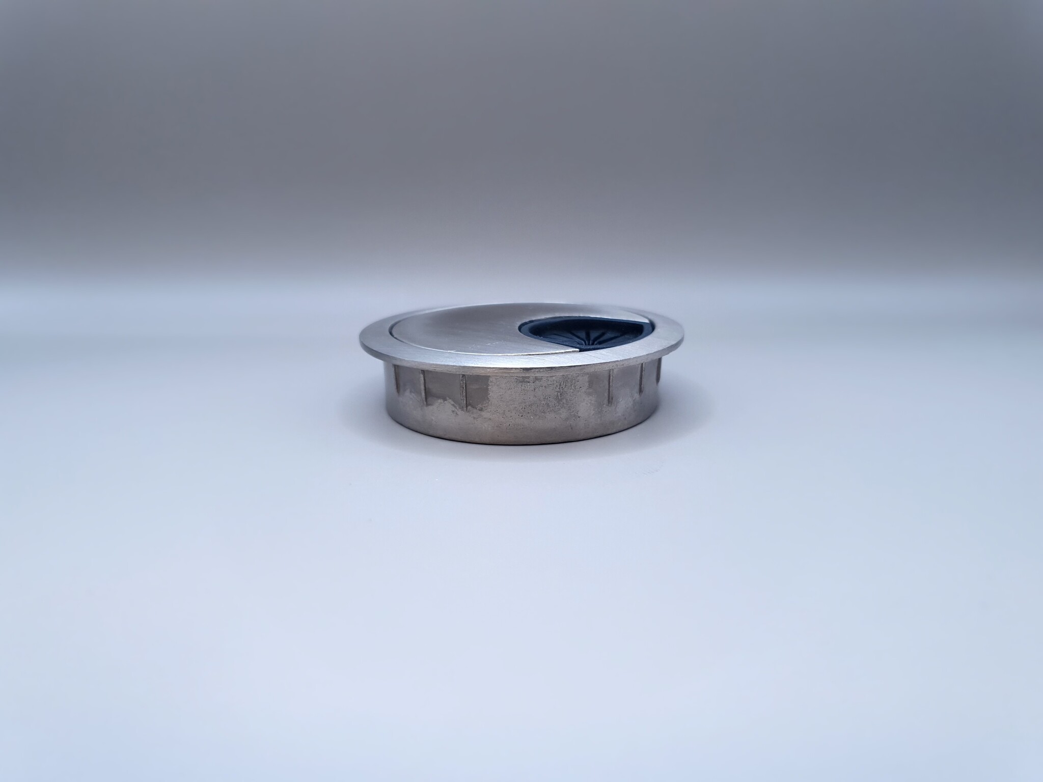 Multi Meubel Kabeldoorvoerdop RVS Look Rond 50 met RUBBER
