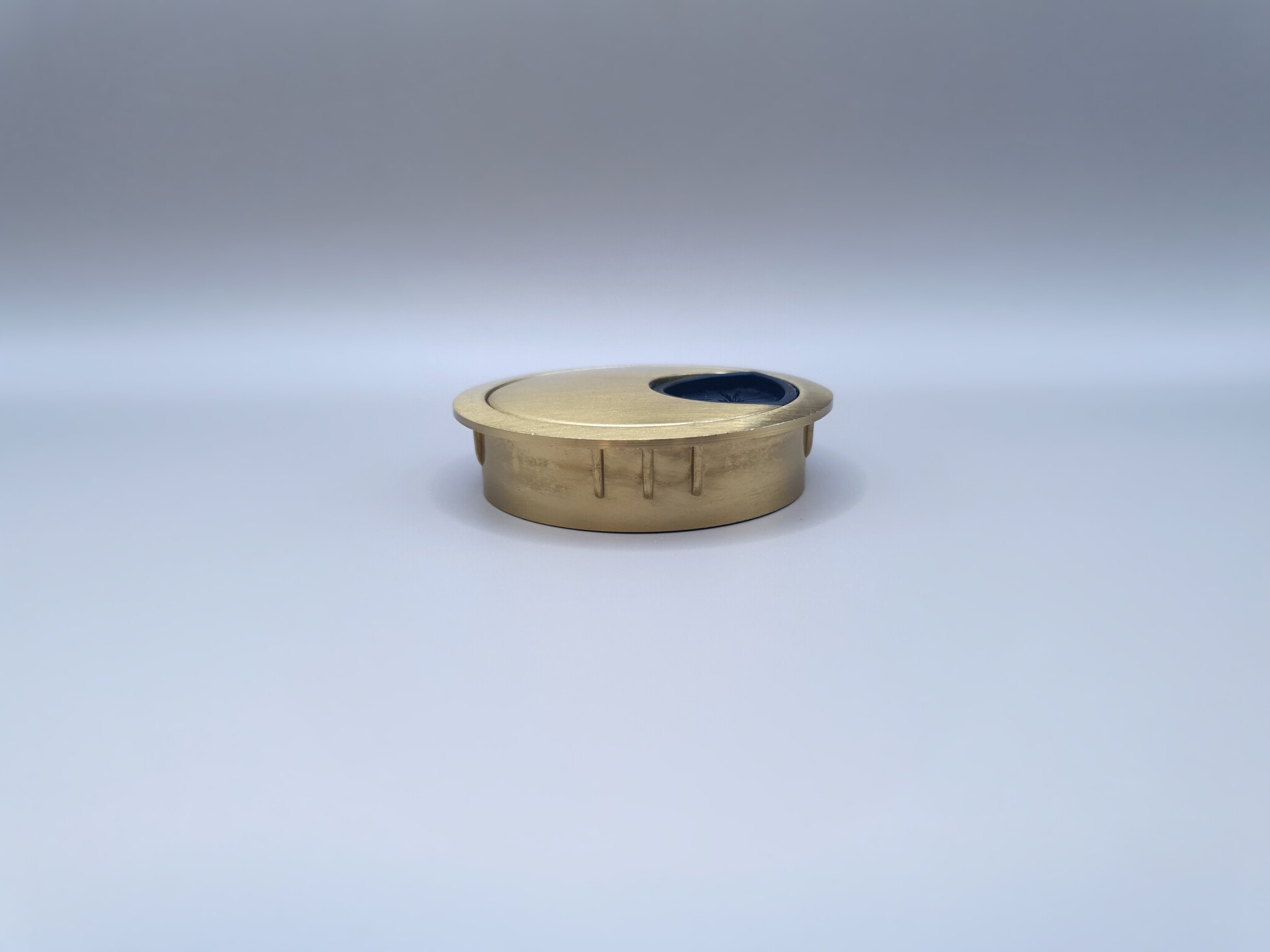 Multi Meubel Kabeldoorvoerdop METAAL kleur GEBORSTELD GOUD Rond 50 met RUBBER