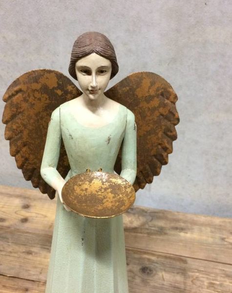 Wooden angel with plate - H36 cm
