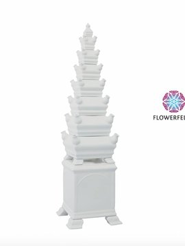 Pyramid vase white