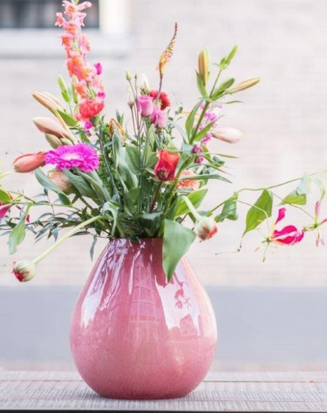 veiligheid Zelfgenoegzaamheid voorzetsel Vaas Druba cranberry - Flowerfeldt - Roze glazen vaas kopen? - Flowerfeldt