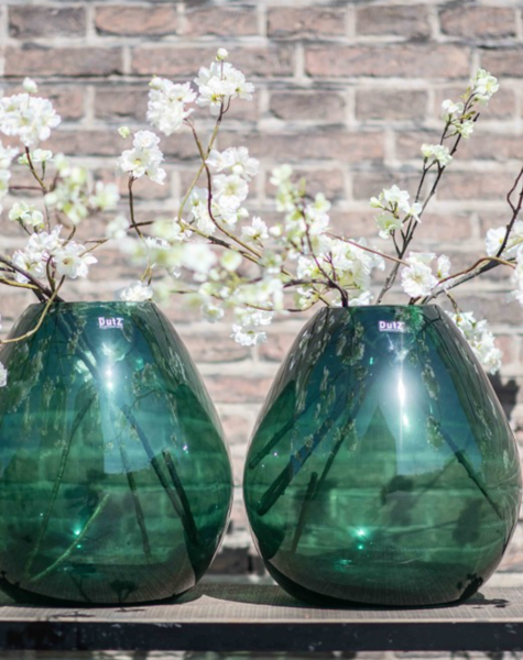 DutZ Green glass vase Druba - H24 cm