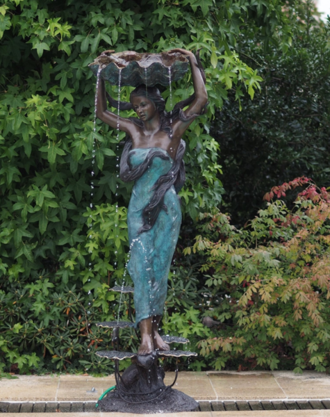 Garden fountain The Water Lady - H200 cm