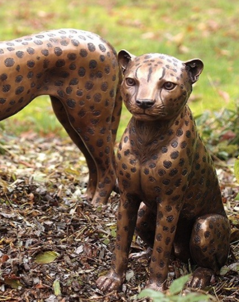Garden statue cheetah - Set of 2