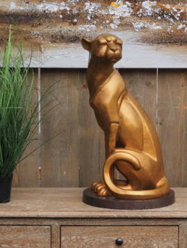 Cat figure Aurata