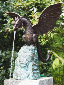 Gartenbrunnen The Dragon