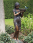 Statue Mädchen mit Wasserschale